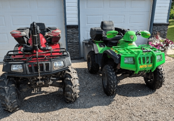 How many quarts are in a arctic cat atv 375