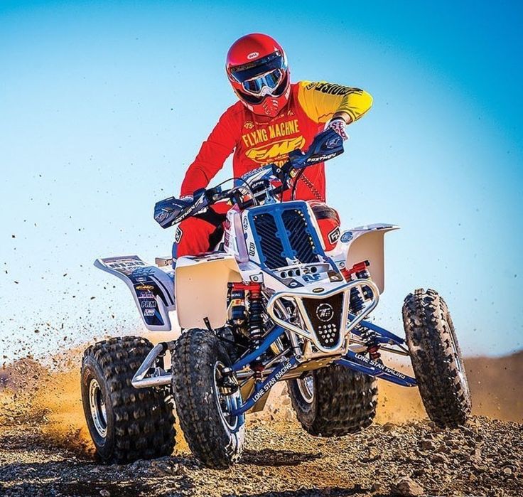 How does can am atv four wheel drive engage