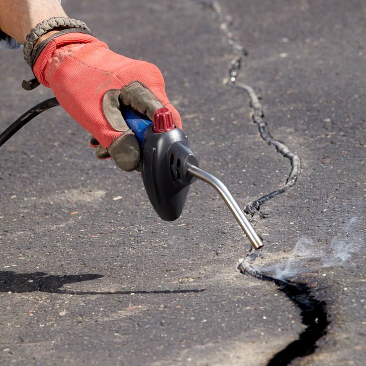 How to remove tire marks on concrete