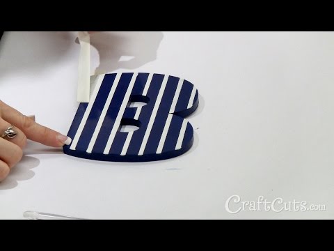 How to paint the letters on tires