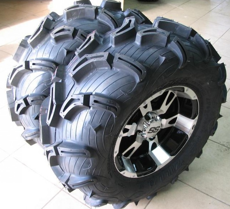 Колеса шины на 14. Maxxis Zilla 28 r14. Maxxis Zilla 28-12-12. Максис Зилла 27 для квадроцикла. Maxxis Zilla 30.