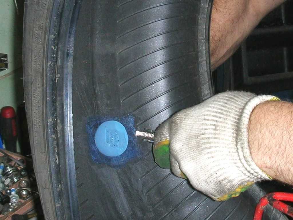 How to replace bob tire tube