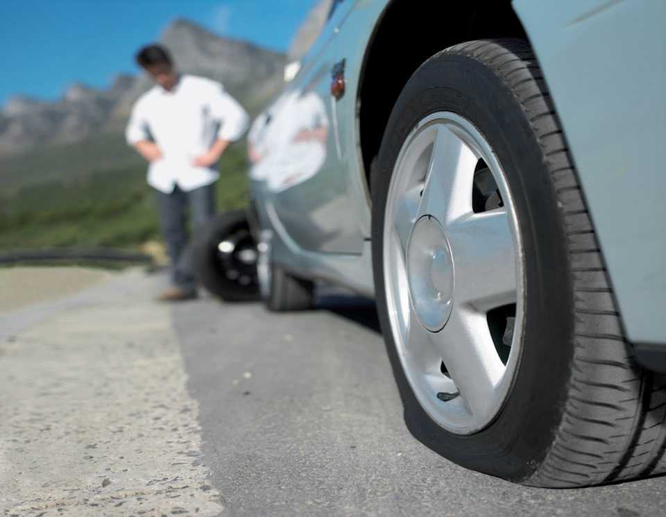 Car tire noise
