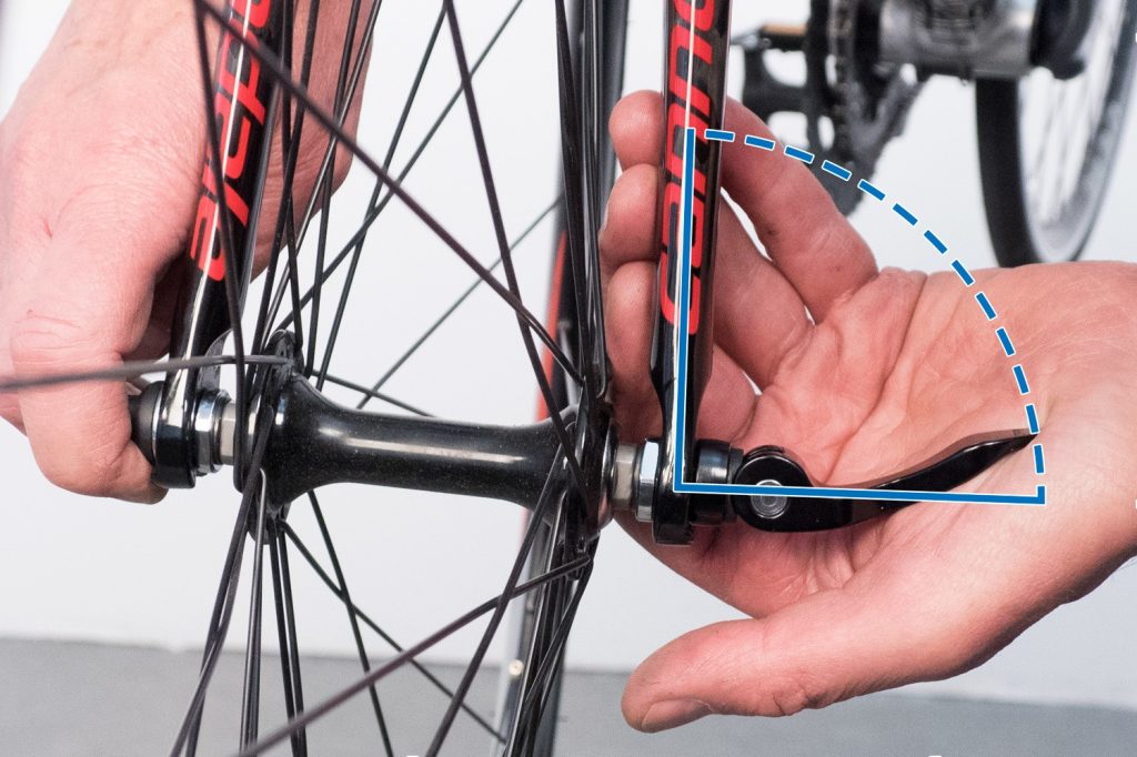 How to remove the front tire of a bike