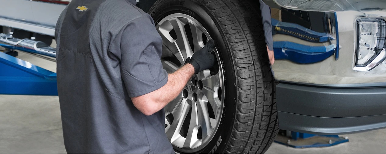 Repairing punctured car tyres